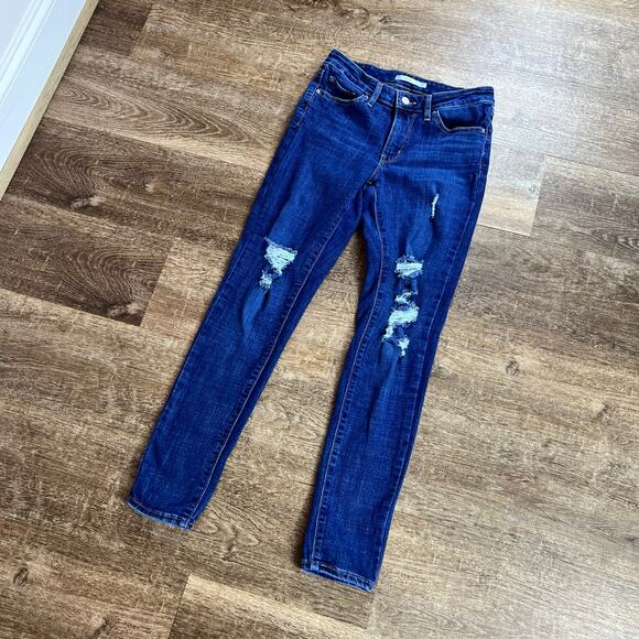 Levi's 711 Skinny Jeans Distressed Dark Wash - Picture 2 of 6